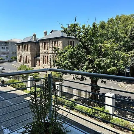 Cozy Rondebosch Apartment Cape Town Exterior photo