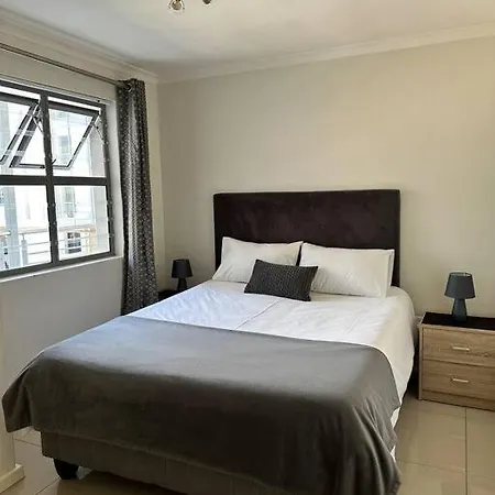 Cozy Rondebosch Apartment Cape Town Exterior photo