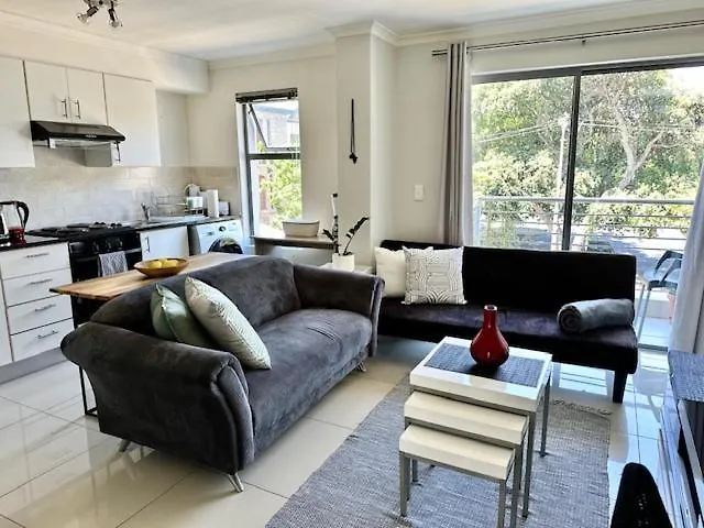 Cozy Rondebosch Apartment